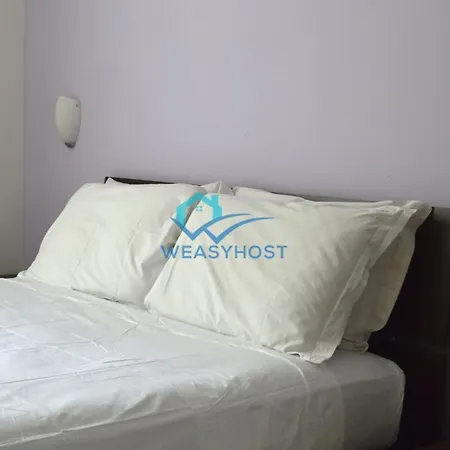 Your Retreat Near San Giovanni * Rome